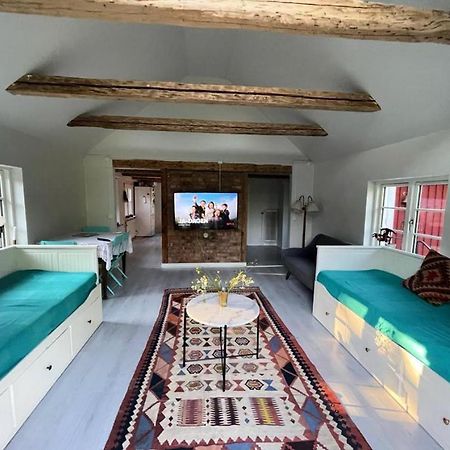 Mysig Stuga Naera Aestad Vingard & Spa Villa Esterno foto