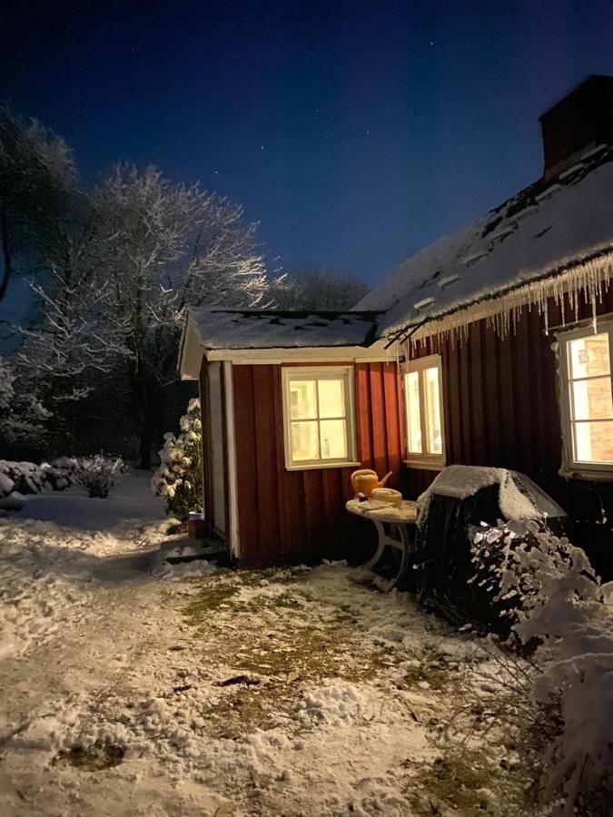 Mysig Stuga Naera Aestad Vingard & Spa Villa Esterno foto
