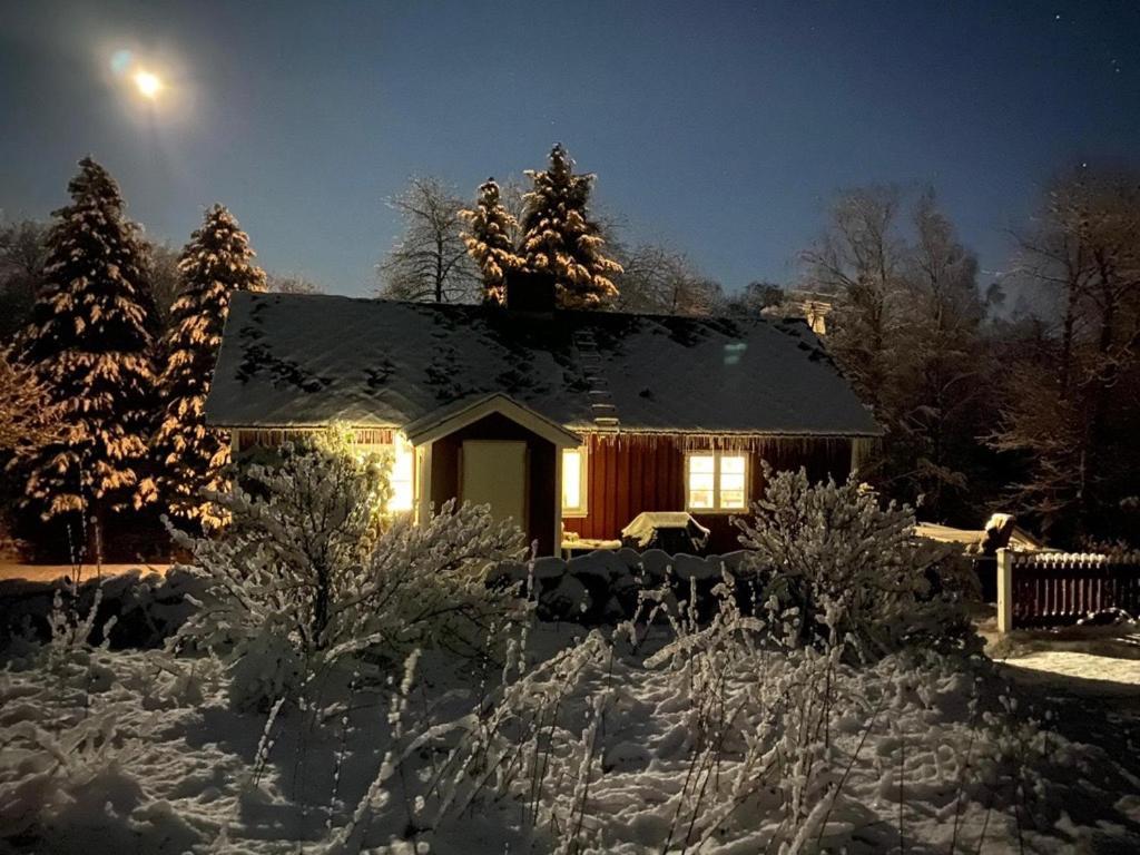 Mysig Stuga Naera Aestad Vingard & Spa Villa Esterno foto